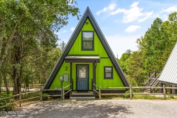 903 Jersey Dr, Sevierville, TN 37862