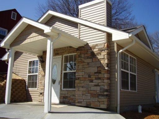 903 W 1st Ave, Lenoir City, TN 37771