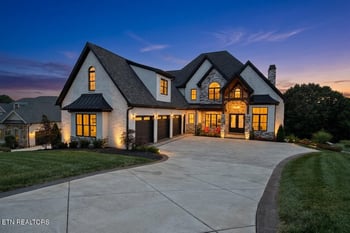 9030 Legends Lake Ln, Knoxville, TN 37922
