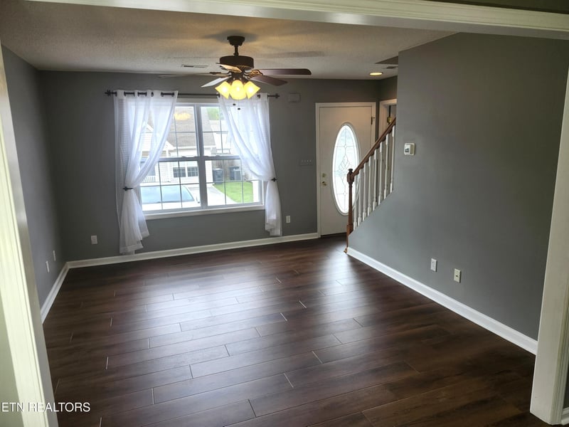 904 Hazelbrook Way, Knoxville, TN 37912