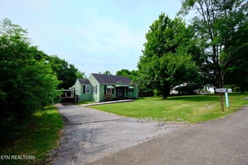 904 Henrietta Dr, Knoxville, TN 37912