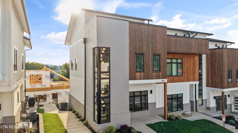 904 Phillips Ave #101, Knoxville, TN 37920