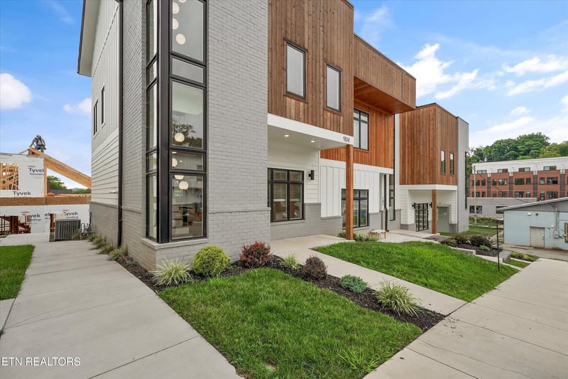 904 Phillips Ave #101, Knoxville, TN 37920
