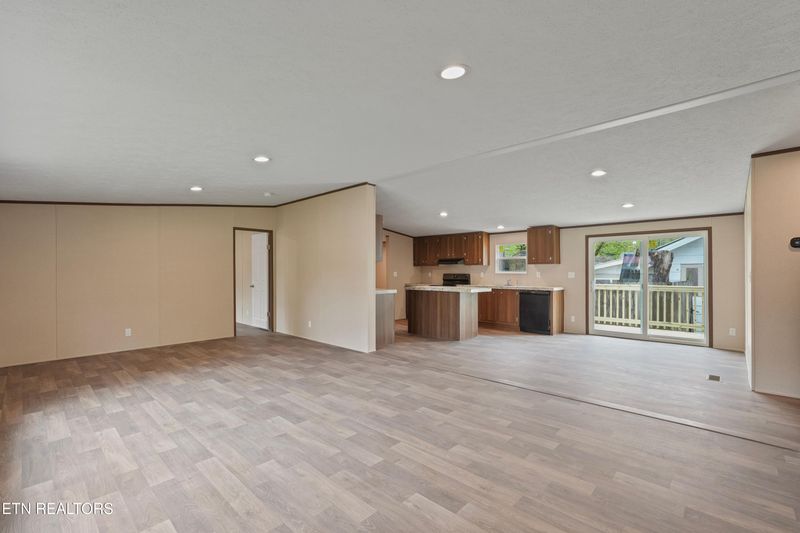 905 Drive D, Knoxville, TN 37920