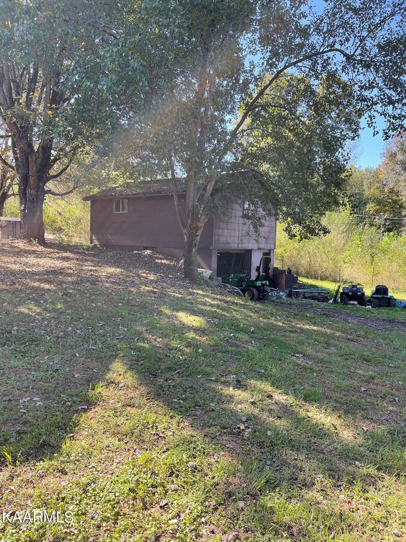 905 E Highway 39, Athens, TN 37303
