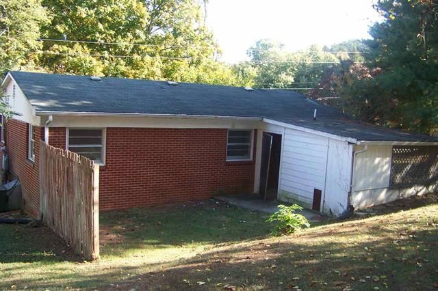 905 E Skyline Ave, Morristown, TN 37813