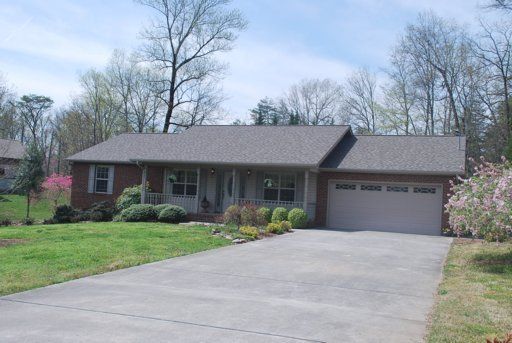 905 Horseshoe Dr, Knoxville, TN 37920
