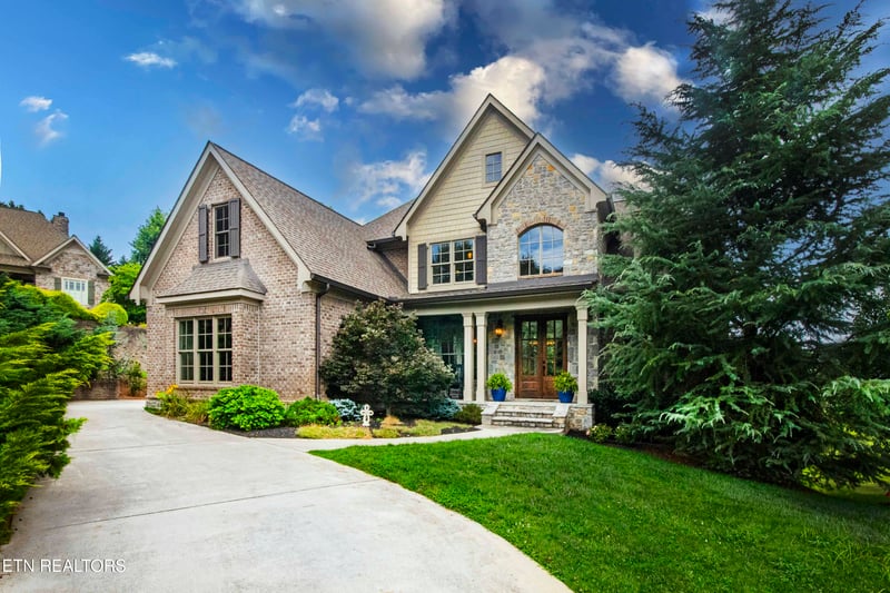 906 Broken Shaft Ln, Knoxville, TN 37922