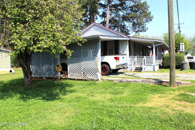 906 Cannon Ave, Sweetwater, TN 37874