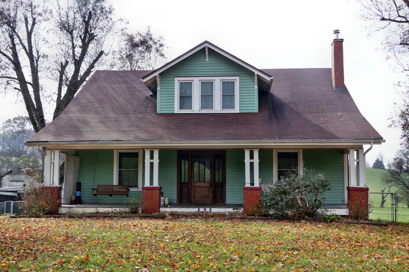 906 Martin Mill Pike, Rockford, TN 37853