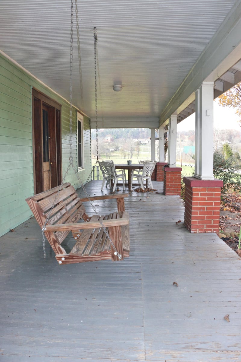 906 Martin Mill Pike, Rockford, TN 37853