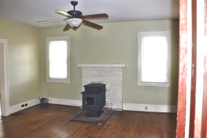 906 Martin Mill Pike, Rockford, TN 37853