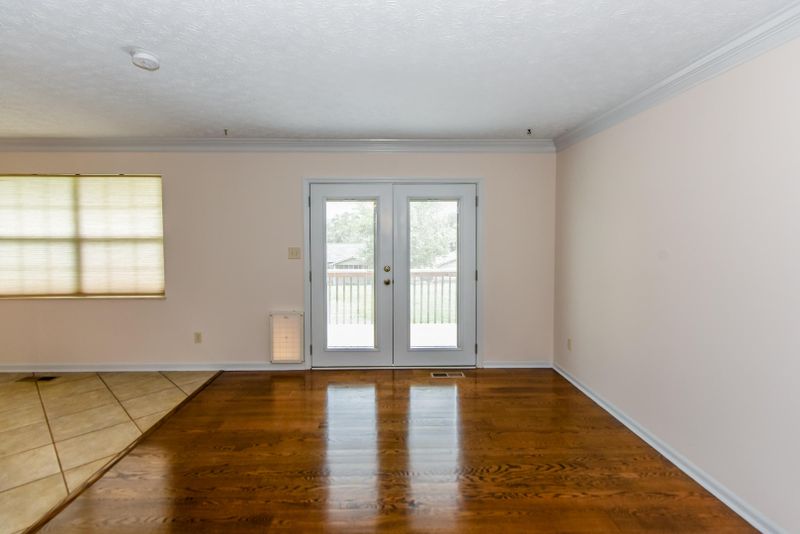 907 Dora St, Seymour, TN 37865