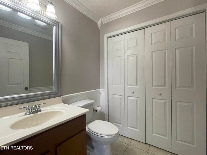 909 Micro Way, Knoxville, TN 37912