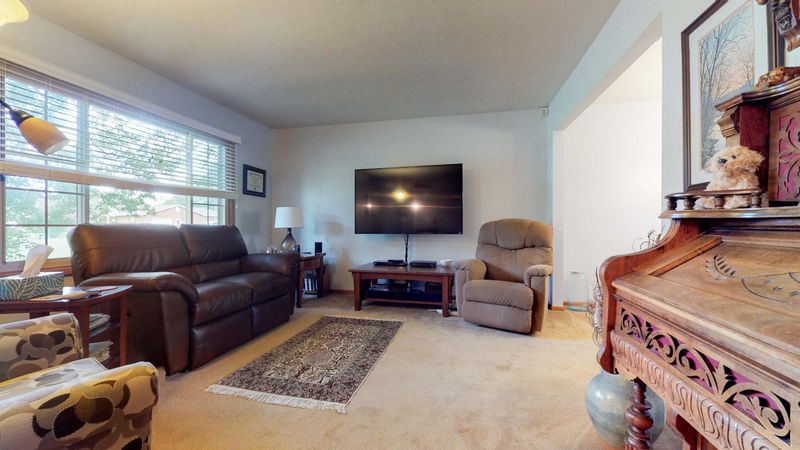 909 Parrish Rd, Knoxville, TN 37923