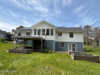 91 Upper Meadows Rd, Sparta, TN 38583