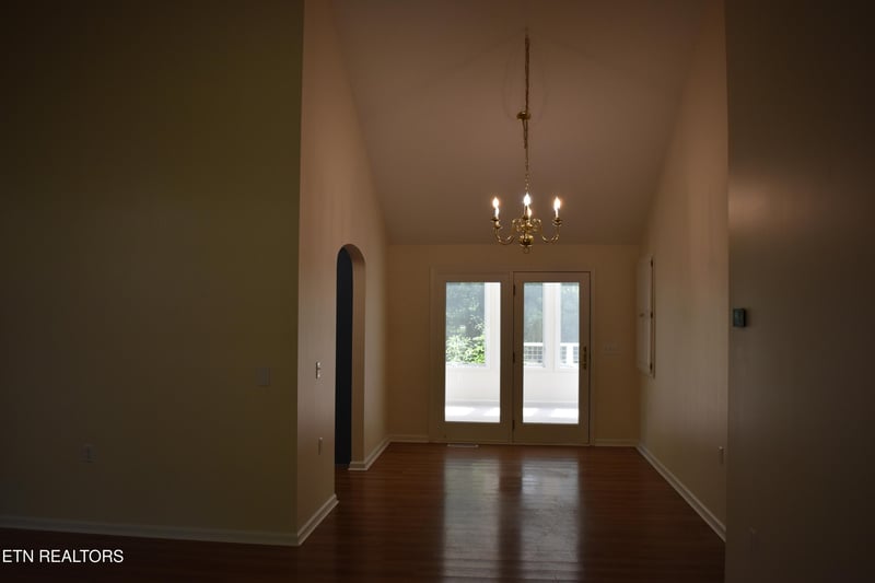 91 Upper Meadows Rd, Sparta, TN 38583