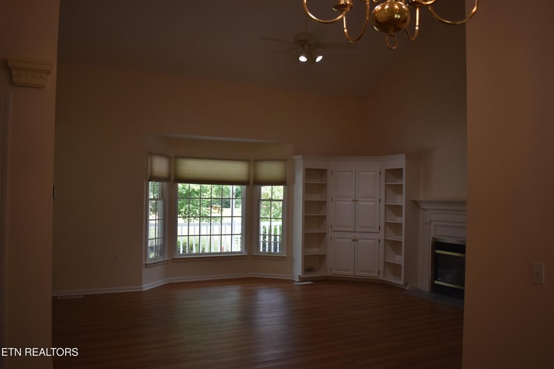91 Upper Meadows Rd, Sparta, TN 38583