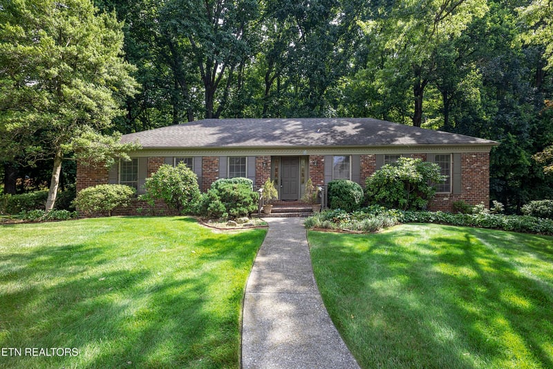 910 Bathurst Rd, Knoxville, TN 37909