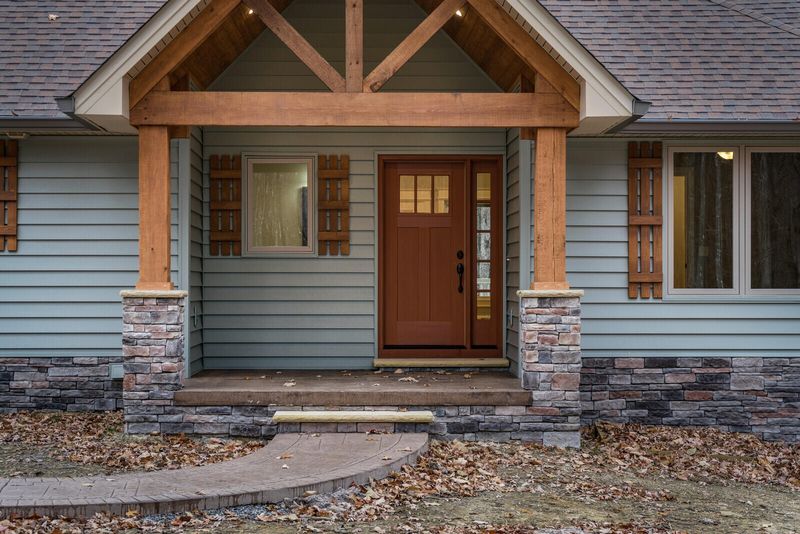 910 Cowpens Dr, Monterey, TN 38574