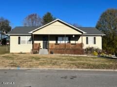 910 Dora St, Seymour, TN 37865
