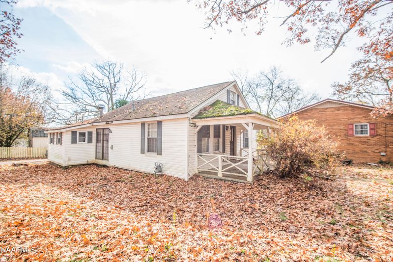 910 Freemason St, Knoxville, TN 37917