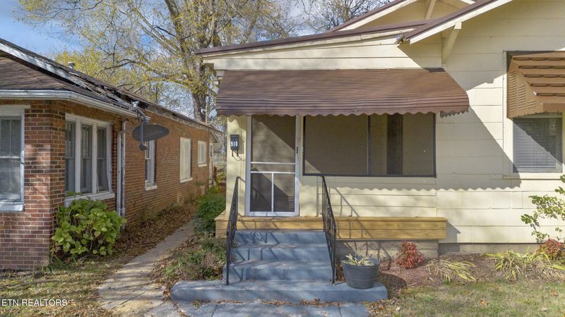 910 Washington Ave, Etowah, TN 37331