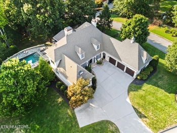 9101 Grey Pointe Dr, Knoxville, TN 37922