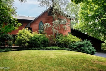 9101 Lynnwood Ln, Rockford, TN 37853