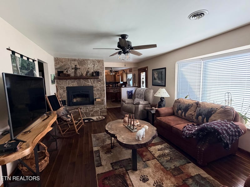 9101 Zesta Ln, Knoxville, TN 37924