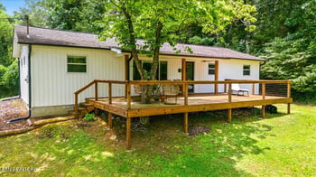 9107 Happy Ln, Oak Ridge, TN 37830