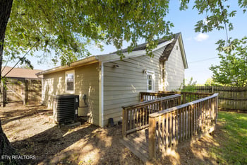 911 University Ave, Knoxville, TN 37921