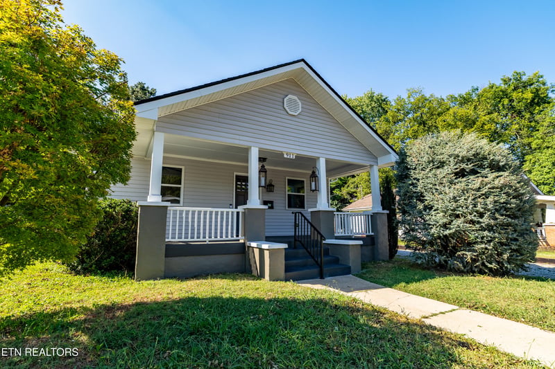 911 White Ave, Maryville, TN 37803