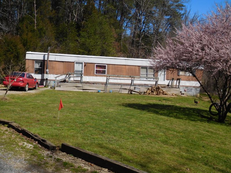 9111 Kodak Rd, Knoxville, TN 37914