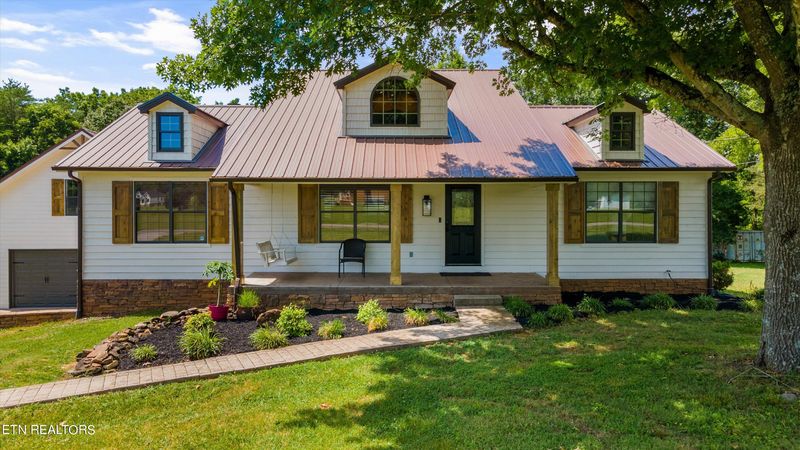 9113 Wyrick Rd, Corryton, TN 37721