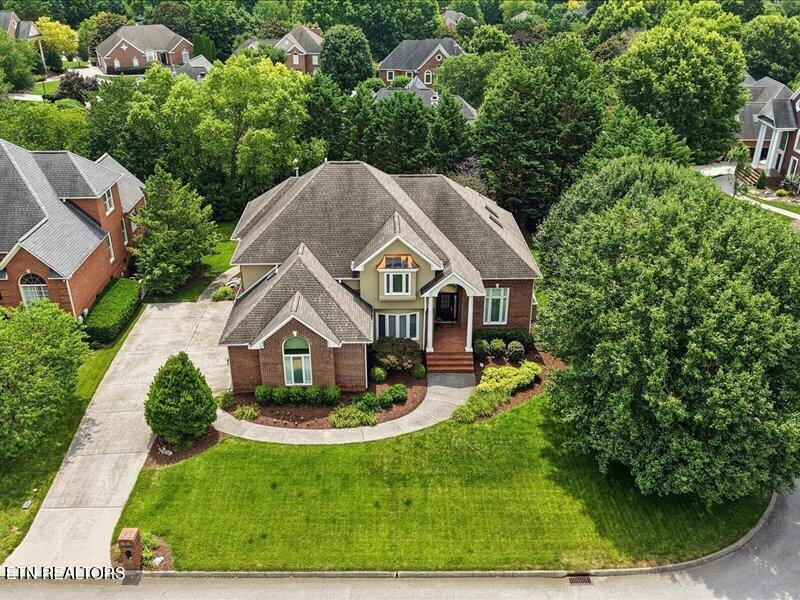 9114 Hailes Abbey Ln, Knoxville, TN 37922