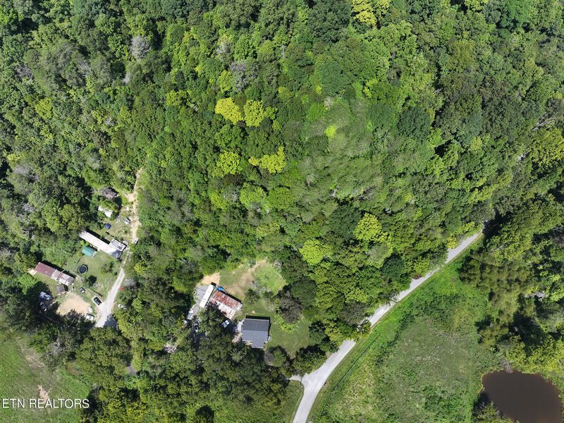 9117 Old Tazewell Pike, Luttrell, TN 37779