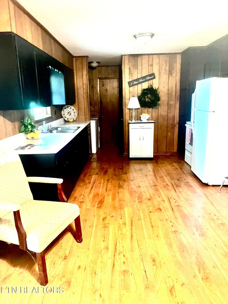 912 Clearmont Dr, Etowah, TN 37331