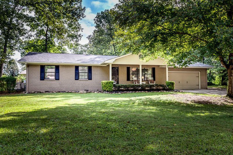 912 Horseshoe Dr, Knoxville, TN 37920