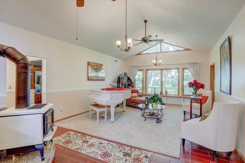 912 Kimberly Ln, Sevierville, TN 37862