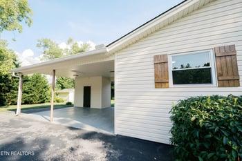 912 Naples Rd, Knoxville, TN 37923