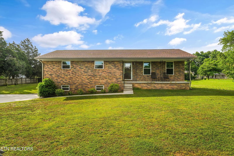 9120 Sherrod Dr, Knoxville, TN 37924