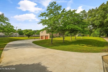 9120 Sherrod Dr, Knoxville, TN 37924