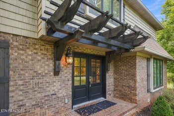 913 N Briarcliff Cir, Maryville, TN 37803