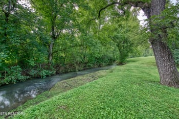 9131 Strawberry Plains Pike, Knoxville, TN 37924
