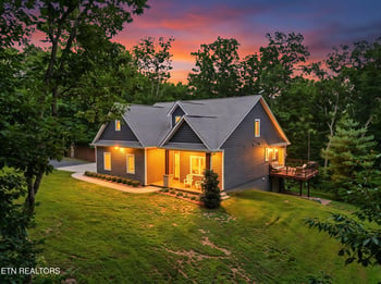 9133 Lynnwood Ln, Rockford, TN 37853