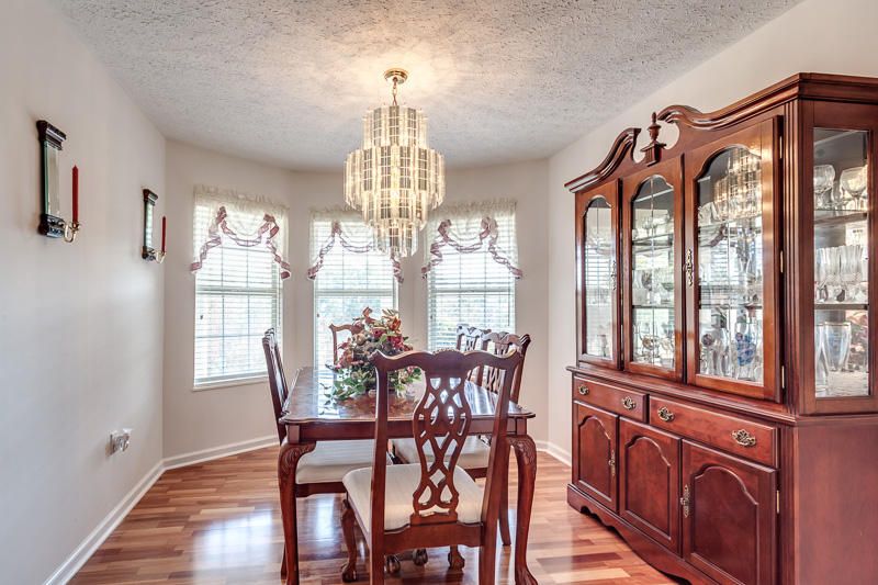 914 Eagle View Dr, Kodak, TN 37764