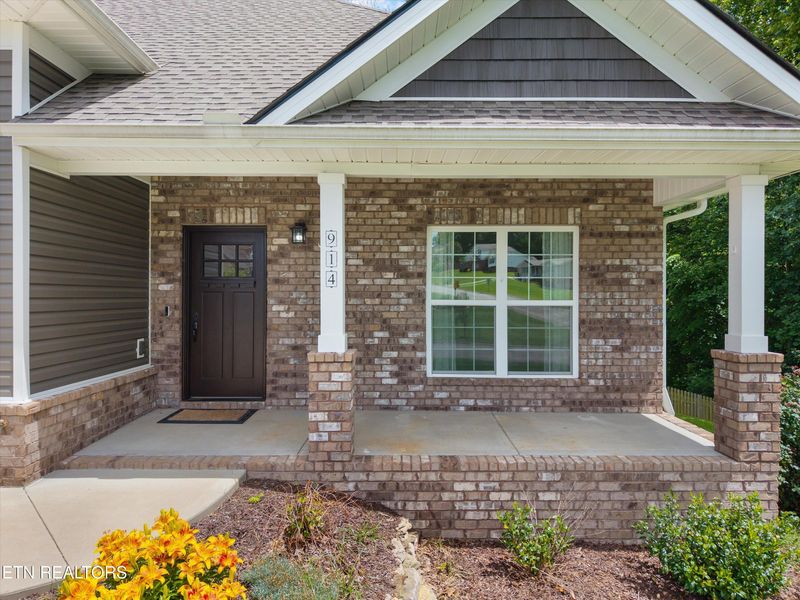 914 Jasmine Ln, Maryville, TN 37801