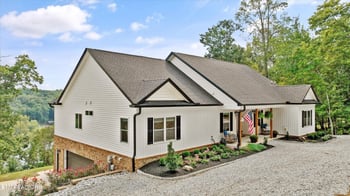 914 Skyline Dr, Harriman, TN 37748