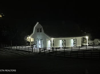 9148 Fox Creek Way, Mascot, TN 37806